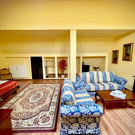 Hotel Casa Republicii Braszów Zewnętrze zdjęcie