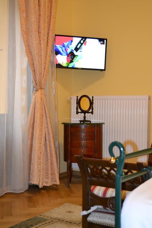 Hotel Casa Republicii Braszów Pokój zdjęcie