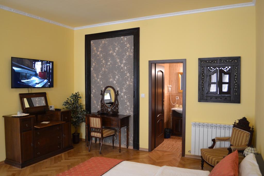 Hotel Casa Republicii Braszów Pokój zdjęcie